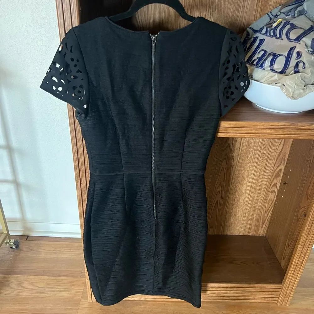 MAEVE BLACK CUTOUT DRESS - Picture 4 of 5